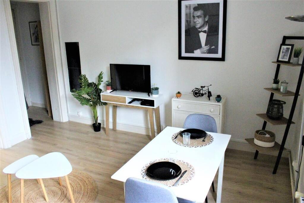 Charmant Studio En Centre-Ville / Proche Gare Le Havre Ngoại thất bức ảnh